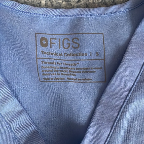 figs ceil blue scrub set - Picture 3 of 8